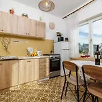 Apartament Three-bedroom In I