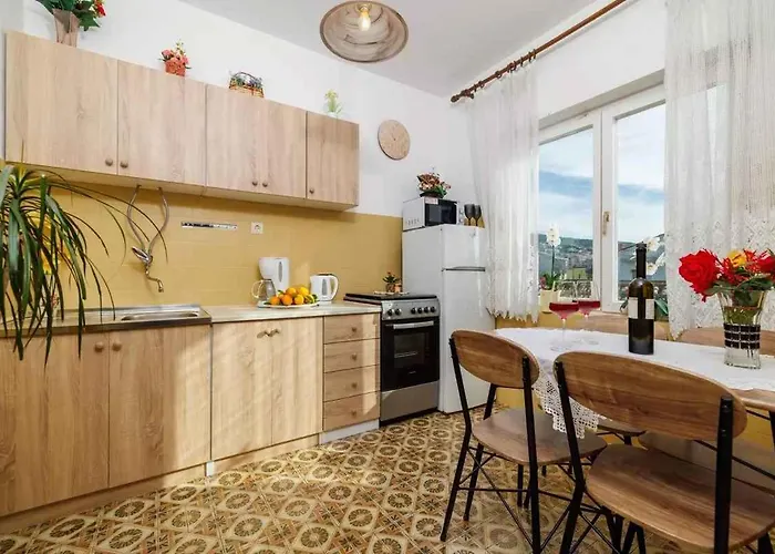 Appartement Three-bedroom In I