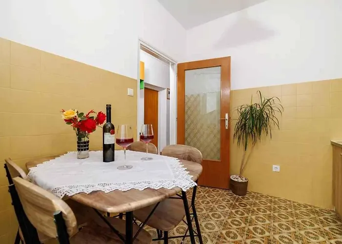 Appartement Three-bedroom In I Crikvenica