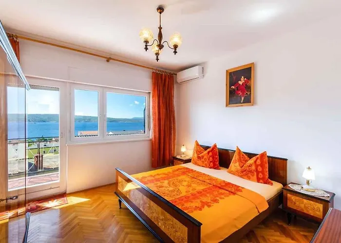 Three-bedroom In I Crikvenica