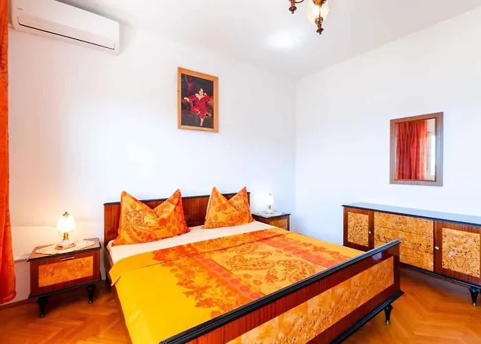 Appartement Three-bedroom In I Crikvenica