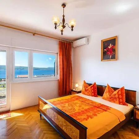 Three-bedroom In I Crikvenica