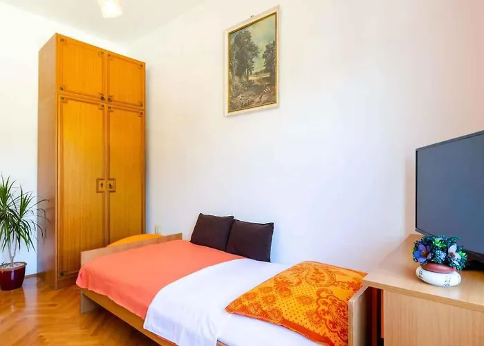 شقة Three-bedroom In I *